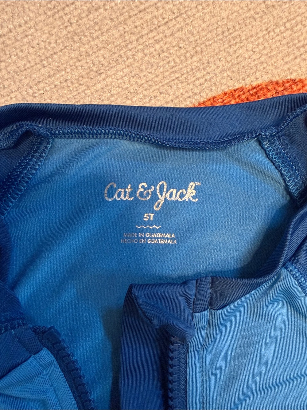 ☀️5T Rashguard bundle longsleeve! Cat & Jack rash guard AND LLbean colorblock - Picture 4 of 8